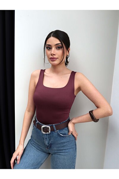 ESRAHELVACI Square Neck Thick Strap Undershirt