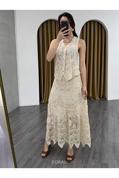Coral Lace Layered Skirt 39761 Natural