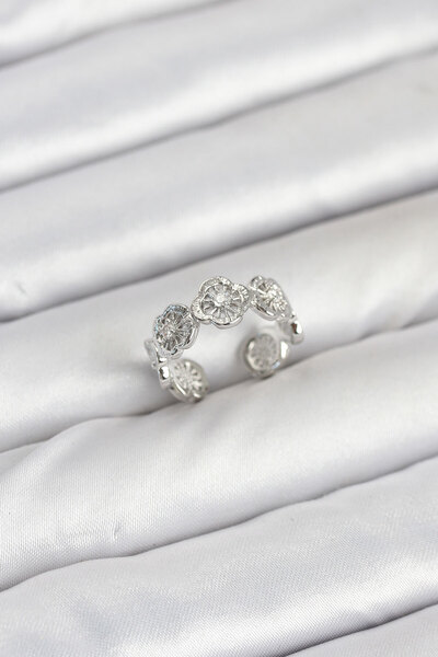 Twin Store Brass Silver Color Clover Model Women's Ring