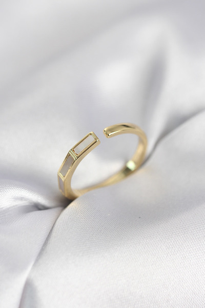 Beta Moda Hub Gold Color Pearlescent Stick Model Women's Ring
