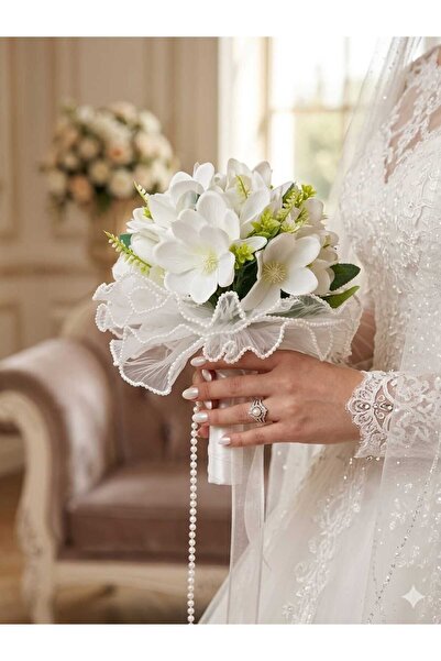 Acarflowers BEYAZ MANOLYA GELİN BUKETİ