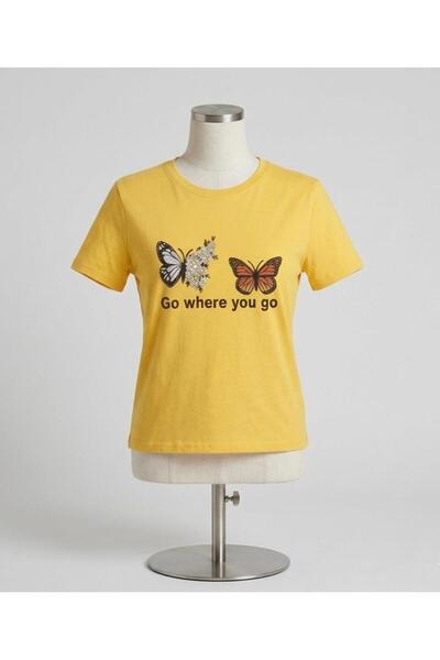 AI-Anazi Women's T-Shirt Following the New Fashion Trend