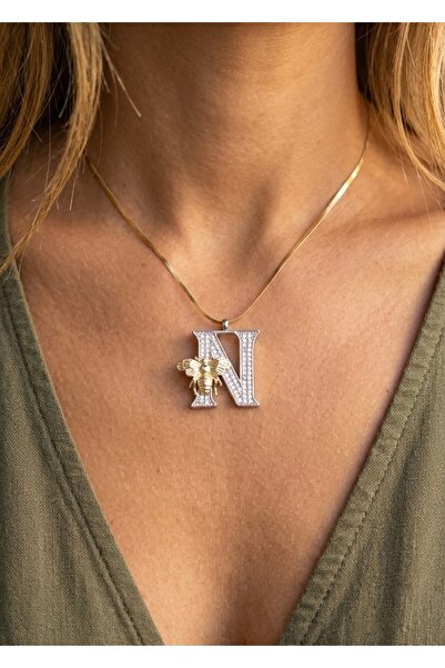 İNN JEWELLERY قلادة من الفولاذ 316L مقاومة للصدأ ومضادة للحساسية على شكل حرف ...