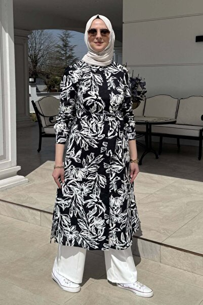 Rabia Şamlı Естествено черна туника