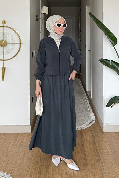 Tesettür Diyarı Μαίρη Τάνσελ Υφασμάτινο Σετ Μπουφάν-Φούστα με Φερμουάρ- Ανθρακί