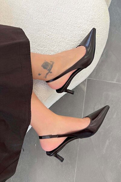 Parponi Angela Γυναικεία παπούτσια με χαμηλό τακούνι από λουστρίνι σε καφέ χρώμα