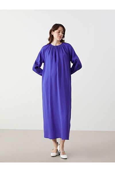 LC Waikiki Lcwaikiki Classic Crew Neck Embroidered Dress