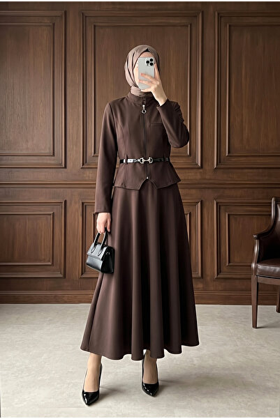 MODAQU Σετ με φερμουάρ, ζώνη και διαγώνια φούστα - Καφέ