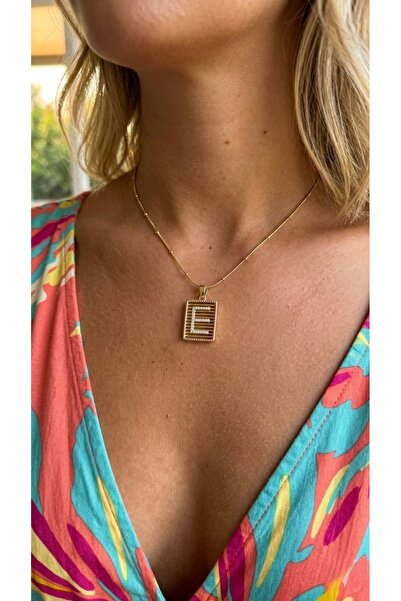İNN JEWELLERY Steel Necklace, Anti-Tarnish, Anti-Allergic, Letter E Figured (...