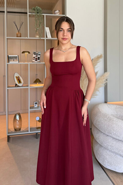 Aventien Κομψό Φόρεμα Μάξι Μπορντό με Τιράντες και Φαρδιά Γραμμή