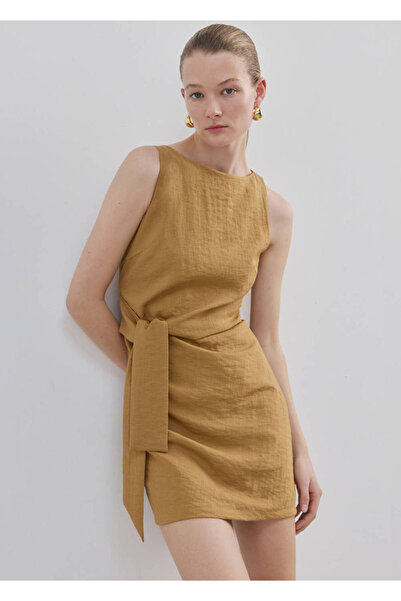 MANGO Woman Bağ detaylı kısa elbise