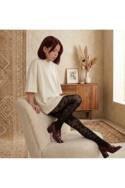 Penti Όμορφες κοριτσίστικες κάλτσες καλσόν με μαύρο φλοράλ σχέδιο