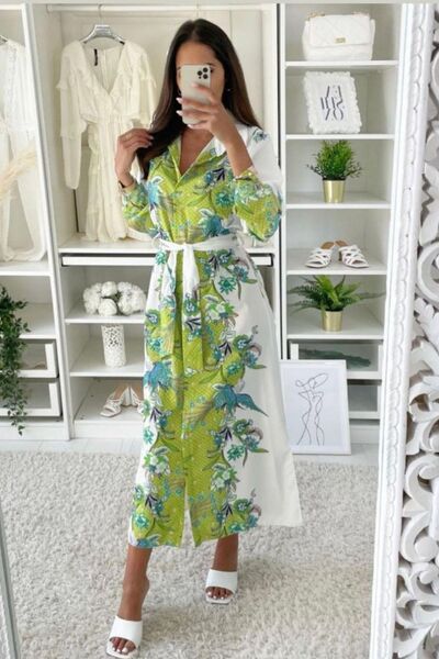 Hiccup Φόρεμα μίντι με λουλουδάτο σχέδιο και ζώνη της MSN, με γιακά πουκαμίσου