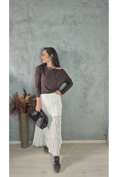 Butik BELİ LASTİKLİ ASTARLI DANTEL ETEK