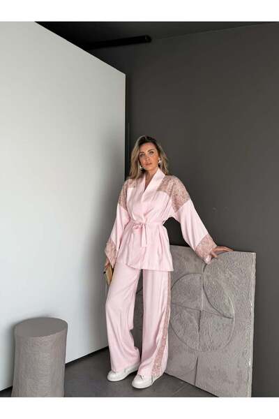Zerrincan Giyim Pink Sequin Embroidered Belted Stylish Suit