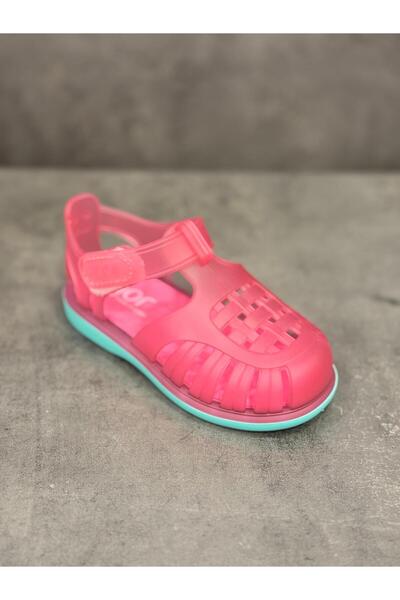 IGOR ΠΑΙΔΙΚΑ ΣΑΝΔΑΛΙΑ ΑΝΘΕΚΤΙΚΑ ΣΤΟ ΘΑΛΑΣΣΙΝΟ ΝΕΡΟ