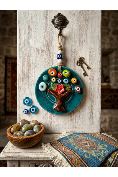 Ahşap Evi El Yapımı Seramik Nazar Boncuklu Ağaç Duvar Süsü 15 Cm-Dekoratif Şa...