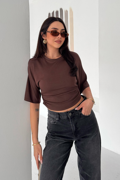 Noa&Noa Γυναικείο Crop Basic T-Shirt – Στενή εφαρμογή και κομψό σχέδιο