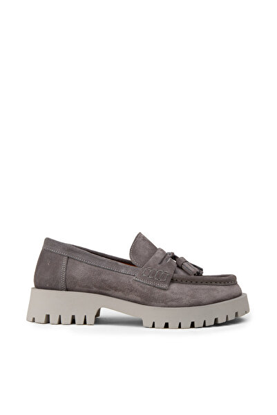 Deery Women's Genuine Suede Gray Tasseled Loafer