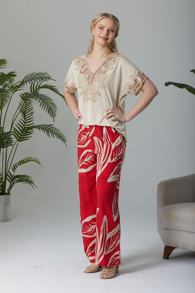 İPEKMOOD Collar-Embroidered Top in Knitted Lycra / Pants in Woven Viscose Without Lycra with Elastic Waistband