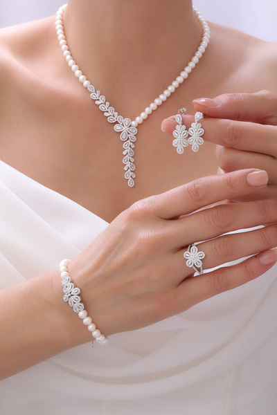 Gümüşbox DOĞAL İNCİ SET GB7076