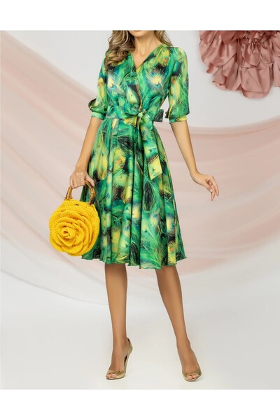 AVARO Fashion AVARO κομψό καθημερινό φόρεμα με τυπωμένο και κρουαζέ μπούστο