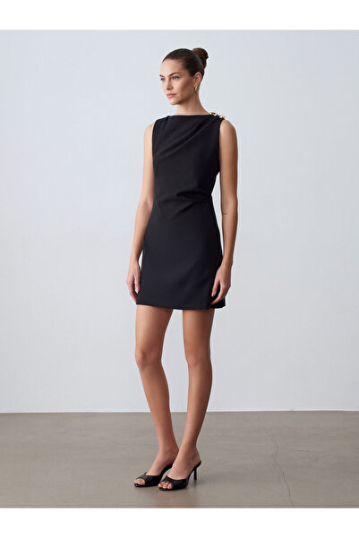 Dilvin 90938 Μίνι Φόρεμα με Λεπτομέρειες Αξεσουάρ-Μαύρο