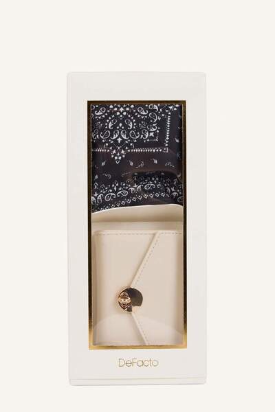 DeFacto Γυναικείο πορτοφόλι από συνθετικό δέρμα με φουλάρι H6826AXNS