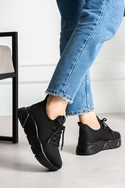 KOTAN Μαύρα-μαύρα γυναικεία αθλητικά παπούτσια με διχτυωτό ύφασμα και λεπτομέ...