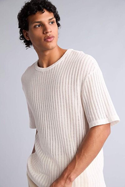 DeFacto Boxy Fit Short Sleeve T-Shirt G4278Ax26Sm