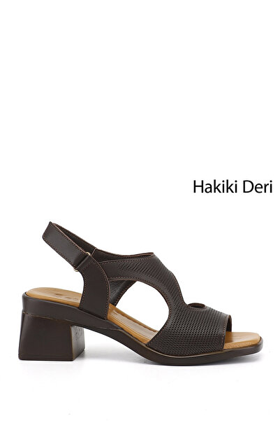 GÖNDERİ(R) Γυναικεία καφέ αντίκα σανδάλια από γνήσιο δέρμα με χοντρό τακούνι ...
