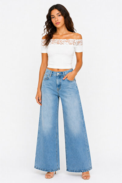 kikiriktekstil 10830 Γυναικεία μπλούζα με δαντέλα και λεπτομέρειες από βαμβάκι