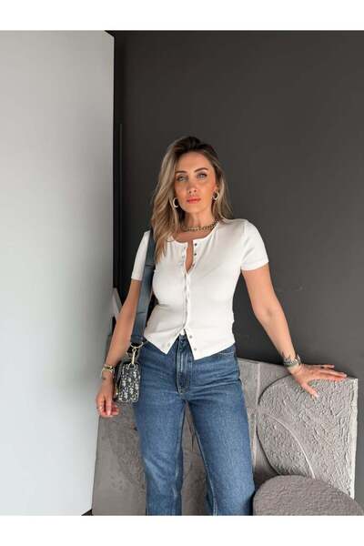 Zerrincan Giyim White Short Sleeve Snap-Front Tshirt