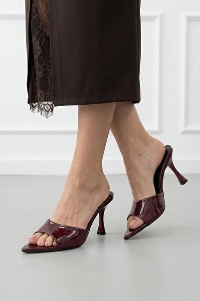 NAVİSHOES Γυναικείες παντόφλες με μυτερή μύτη και λεπτό τακούνι 7 εκ. με ανοι...