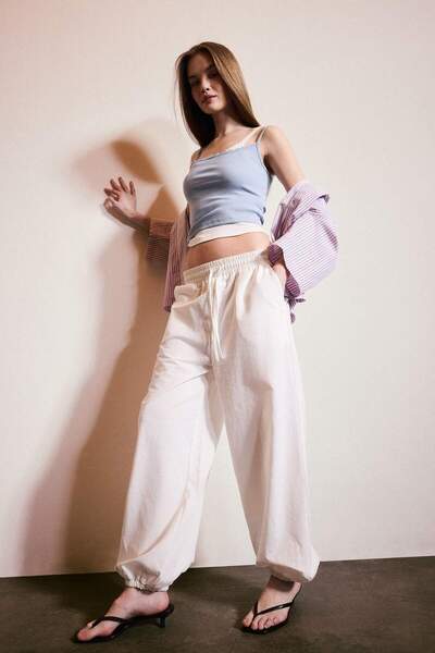 DeFacto Βαμβακερό παντελόνι με ψηλή μέση και τσέπες Balloon Fit H5153AX26SM