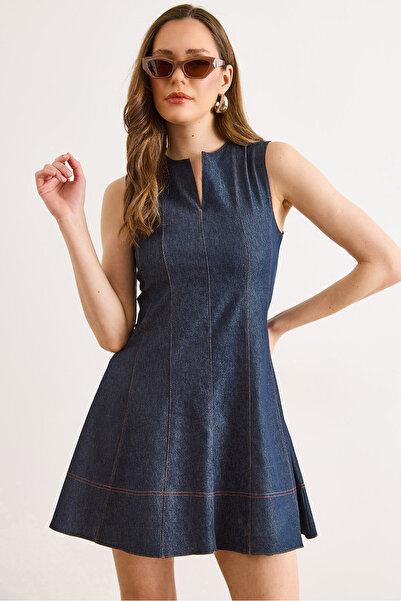 Olalook Γυναικείο φόρεμα τζιν σε σκούρο μπλε χρώμα με λεπτομέρεια γιακά και ε...