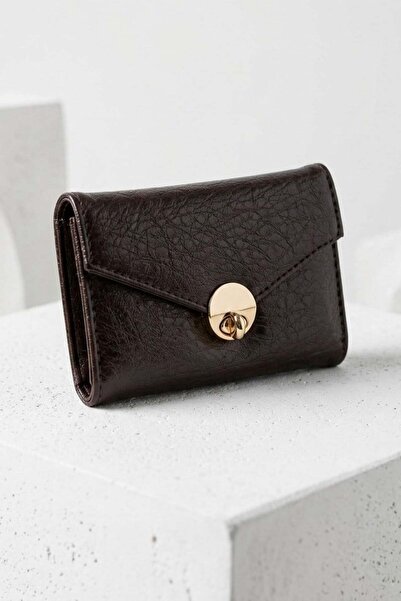 Madmext Καφέ Κομψό Γυναικείο Πορτοφόλι με Μεταλλικό Κούμπωμα MG2844