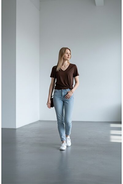 Altamira Γυναικείο καφέ κανονικό μπλουζάκι με λαιμόκοψη V