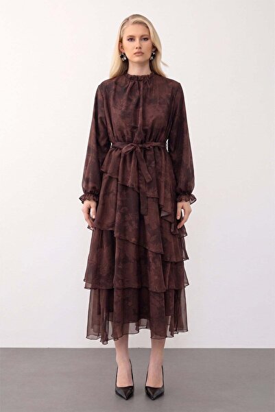 Olcay Φόρεμα σιφόν με φλοράλ σχέδια και βολάν σε στρώσεις ΚΑΦΕ 9462-E