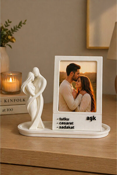 Root Made Sarılan Çift Aşk Temalı Dekoratif Modern Fotoğraf Çerçeve 10x7 Foto...