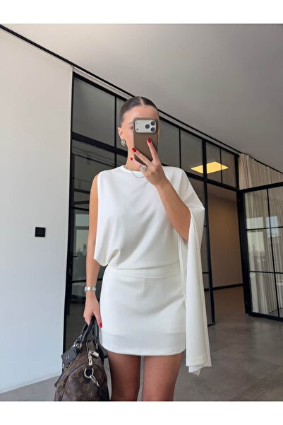 BB Bensu Buyruk ΣΕΤ ΜΟΝΟΜΑΝΙΚΗ ΑΣΥΜΜΕΤΡΙΚΗ ΜΠΛΟΥΖΑ, ΣΟΡΤΣ ΚΑΙ ΦΟΥΣΤΑ ΕΚΡΟΥ