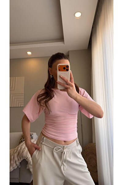 Şulenin Butiği Μπλούζα με τονισμένη μέση σε ροζ χρώμα