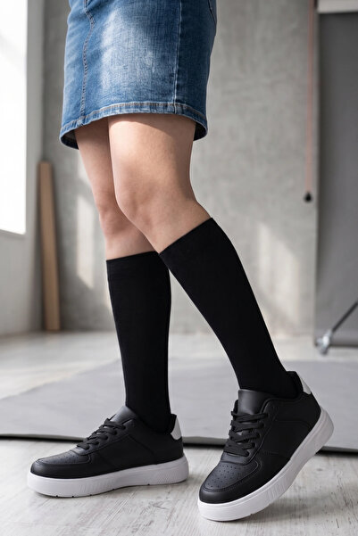 IN-STEP Urban Pure Black Comfort: Minimalist Black Women's Sports Shoes