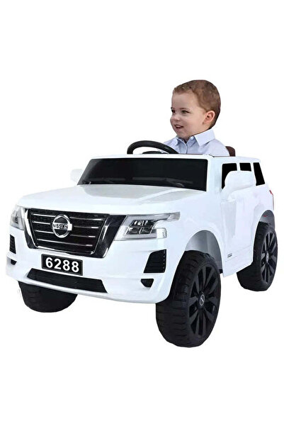 Nissan سيارة باترول للأطفال باللون الأبيض