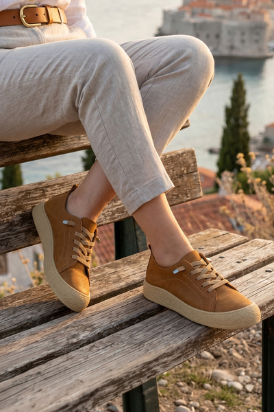 Erkan Saçmacı Nexus Taba Γνήσιο δέρμα μοσχαριού με στρογγυλή μύτη και λαστιχέ...