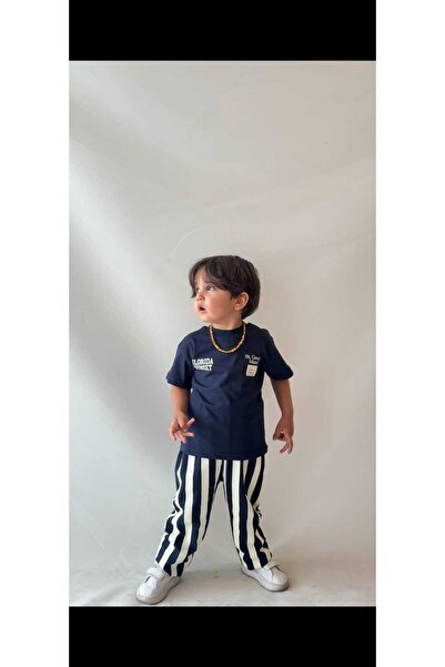 kr kids طقم بنطلون مخطط للأولاد باللون الأزرق الداكن مكون من قطعتين