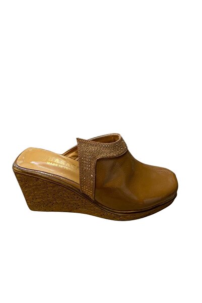 Karaca Γυναικείες παντόφλες με σφήνα στρας και κλειστό μπροστινό μέρος