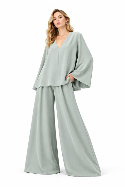 UNTIMELY A-Line Loose Blouse & Wide-Leg Pants Top & Bottom Set