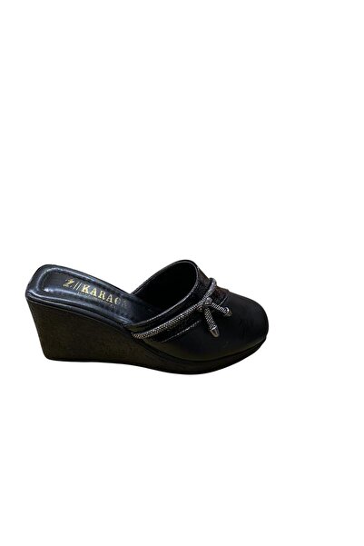 Karaca Γυναικείες παντόφλες με σφήνα στρας και κλειστό μπροστινό μέρος