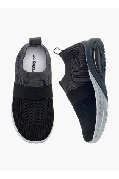 Oaklan by Shoexpress Boys Textured Slip-On Sports Shoes